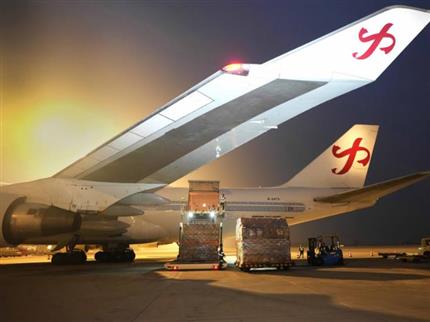 61.1萬(wàn)噸！鄭州機(jī)場(chǎng)貨運(yùn)量已超去年 “雙貨航”支撐鄭州樞紐貨運(yùn)再突破